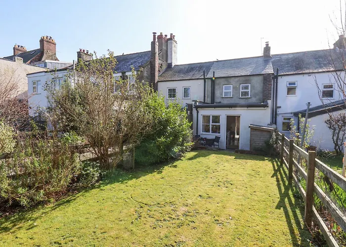Sunny Side * Saltburn-by-the-Sea